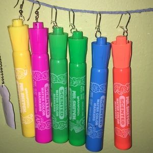 Usable scented marker earrings